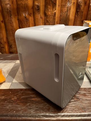 Mini nevera
