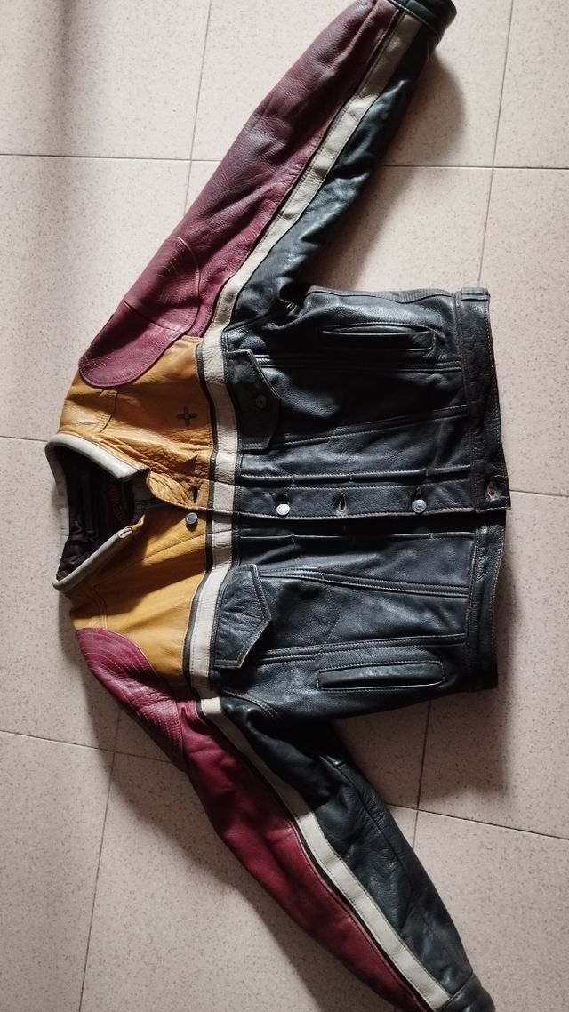 Chaqueta de cuero americano