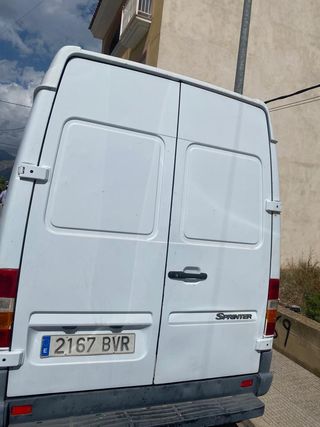 Mercedes-Benz bnz 2002