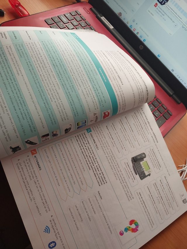 Libro comunicación y atención al cliente mcgraw de segunda mano por 15