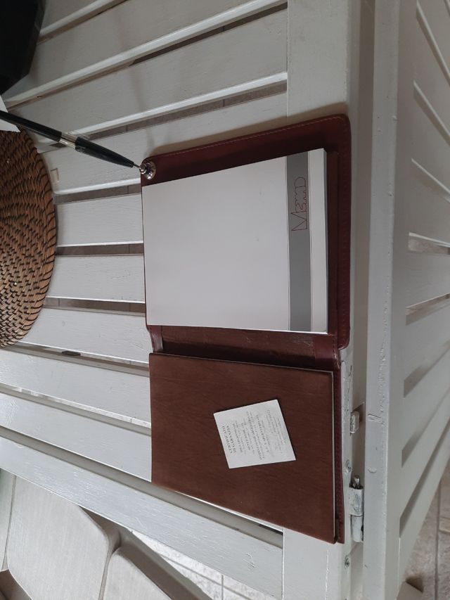 porta agenda argento e pelle