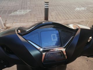 Honda sh 125 sport negro coal 3000km REESTRENO