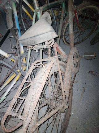 Bicicletas antiguas para restaurar