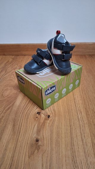 Scarpe bambino in pelle, n. 18