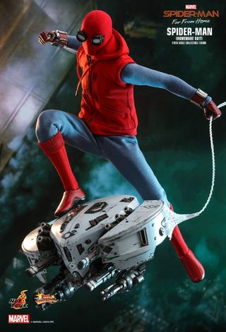 Hot Toys Spider-Man (Homemade Suit Version) MMS552