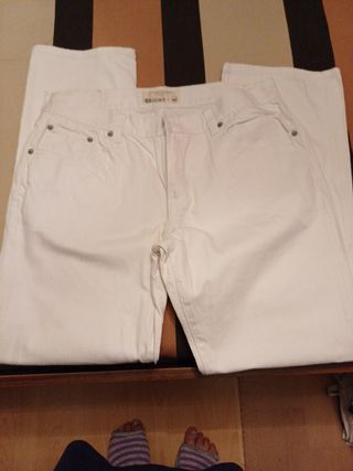 Pantalón vaquero blanco