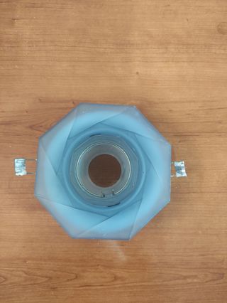 Focos empotrados de cristal azul