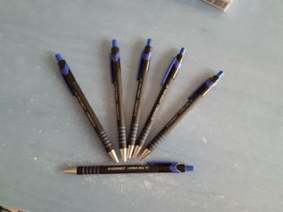 9 Bolígrafos