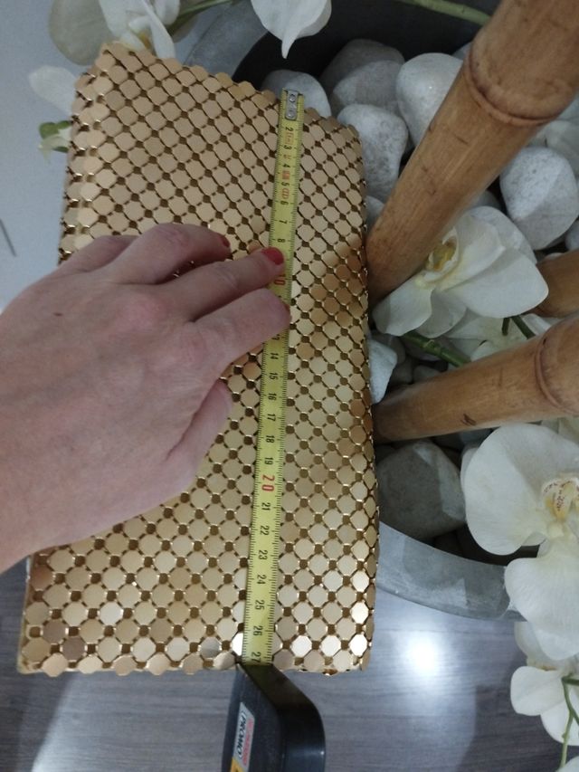 Bolso de fiesta dorado