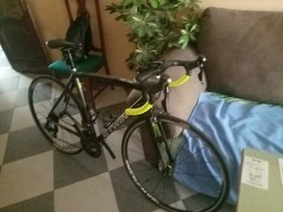 BICICLETA DE CARRETERA