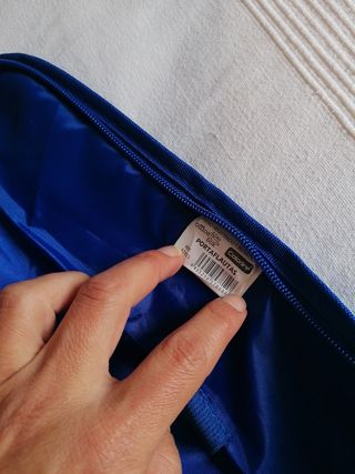 Flauta marca Hohner y funda marca Office Box