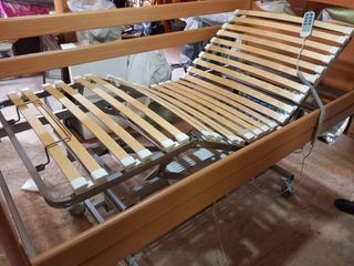 Cama articulable de uso doméstico.