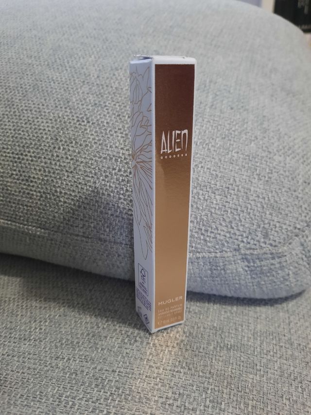 Alien Goddess Eau de Pafum 10ml.