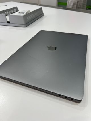 Macbook Pro 16 i7, 6-Core, 2019