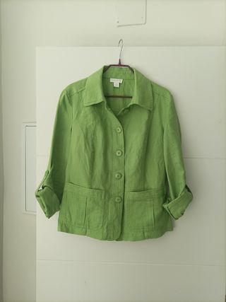 Chaqueta corta de lino