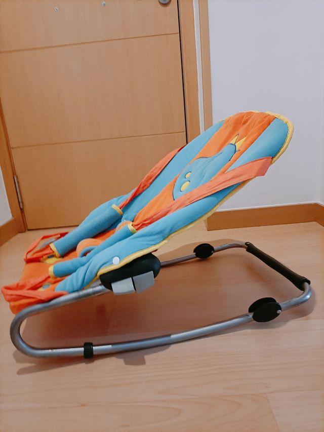 Hamaca tumbona bebé.