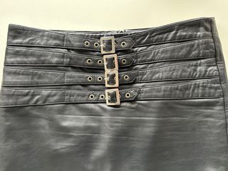 Mini falda piel Mango