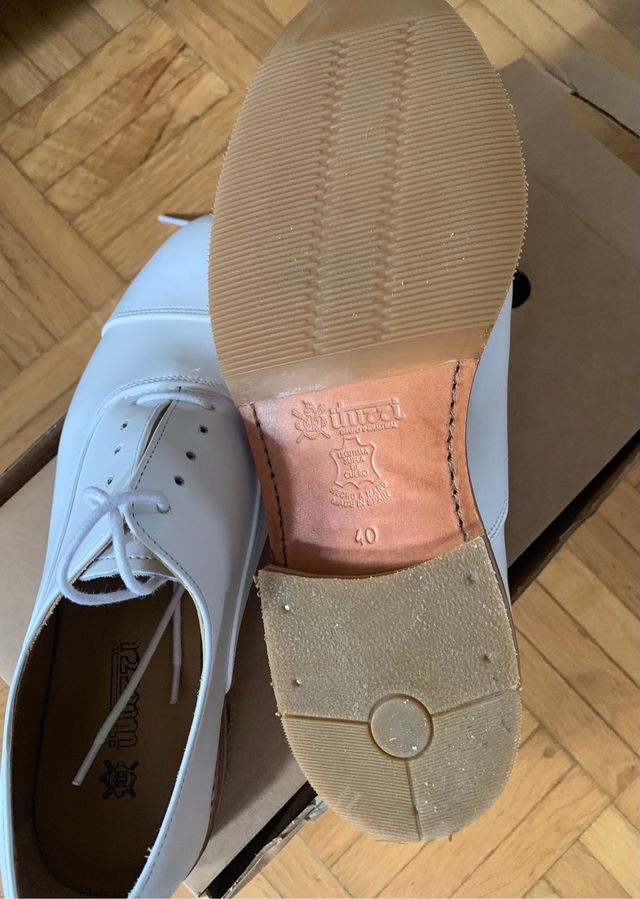 zapatos cordones. Mili. Sin estrenar