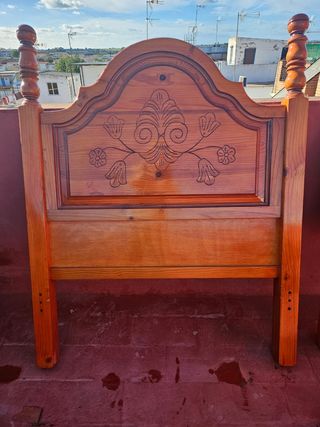 3 Cabecero provenzal 35€ uno 10€