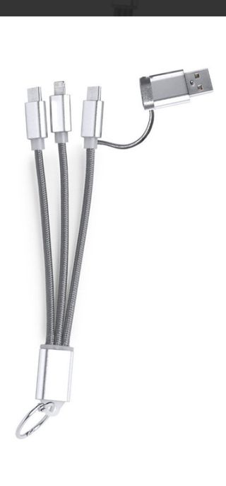 Cable de carga con triple conector