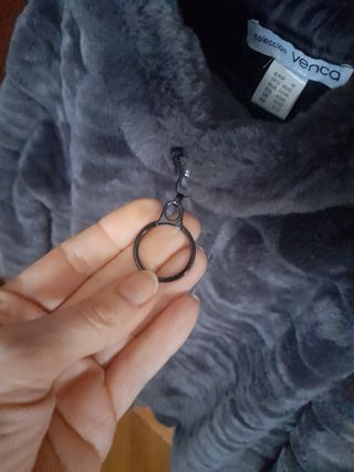Chaqueta de pelo gris. Talla M.