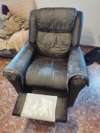 Sillón reclinable negro
