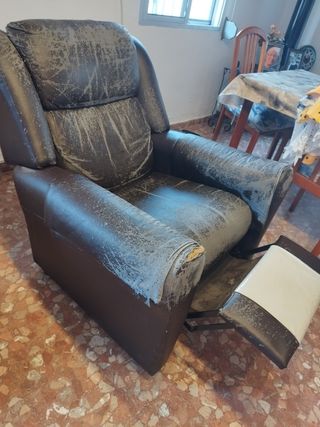 Sillón reclinable negro
