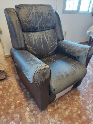 Sillón reclinable negro