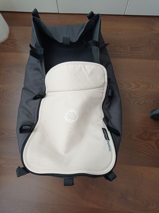 CARRICOCHE CON CAMA, ASIENTO Y CAPOTA.