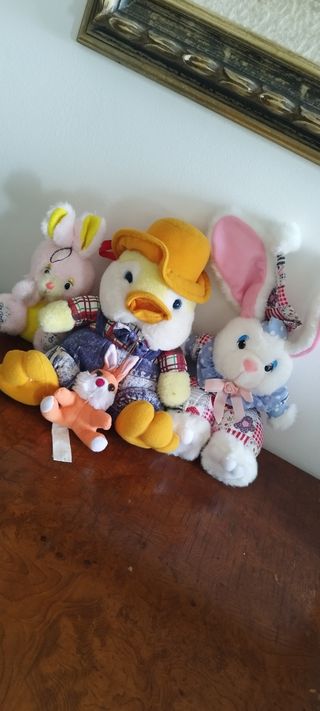 Peluche 3 conigli ed 1 paperotto