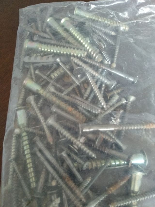 Surtido de tornillos