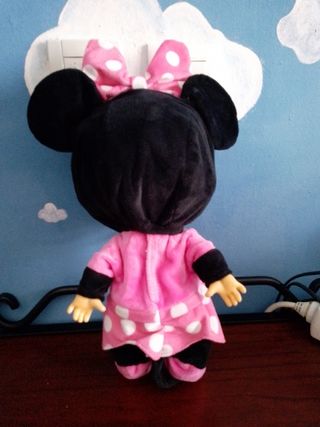 Bebé llorón Minnie Mouse