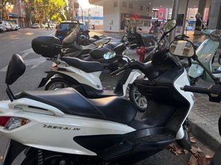 respaldo moto Suzuki burgman