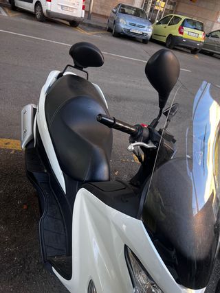 respaldo moto Suzuki burgman