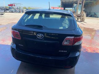 TOYOTA AVENSIS 2.0 2010 D