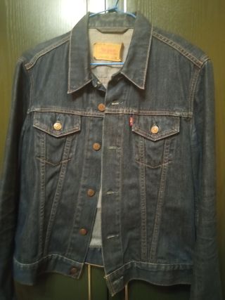 Chaqueta tejana Levis de chica