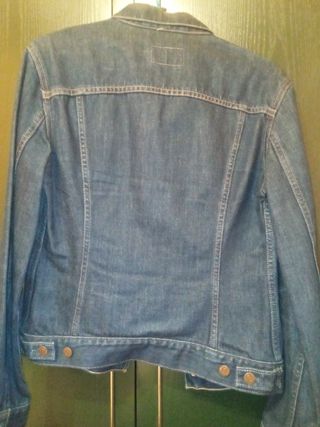 Chaqueta tejana Levis de chica