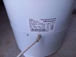 Centrifugadora para ropa.