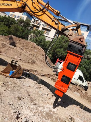 IMPLEMENTOS MAQUINARIA O.P ORTIZ