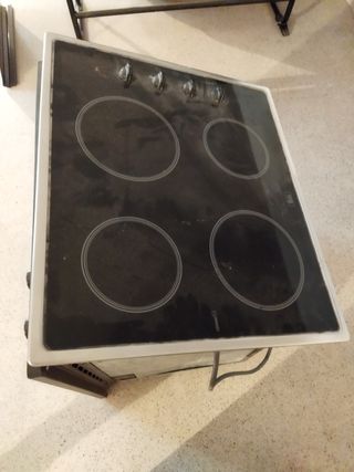 Vitrocerámica con horno