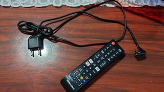 TV Samsung 4 Series (32)