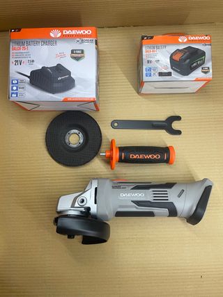 Radial electrica con bateria Daewoo