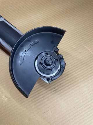 Radial electrica con bateria Daewoo