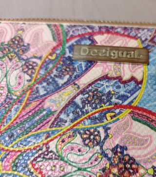 Cartera Desigual 