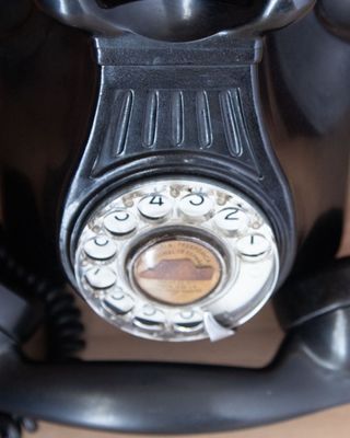 TELÉFONO ANTIGUO DE PARED