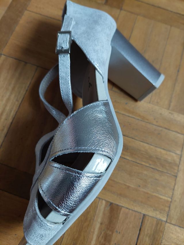 Sandalias piel Pitillos