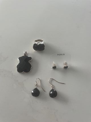 Conjunto plata y ónix TOUS