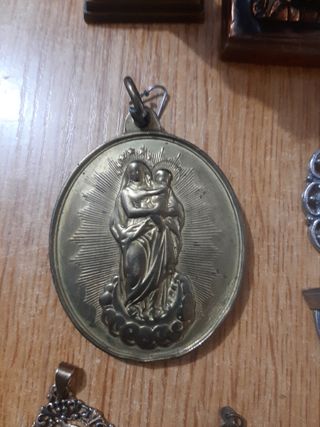 medallas antiguas religiosas
