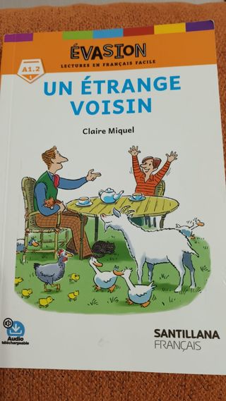 Un Étrange voisin Santillana Français