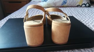 Tacones Beige Zara